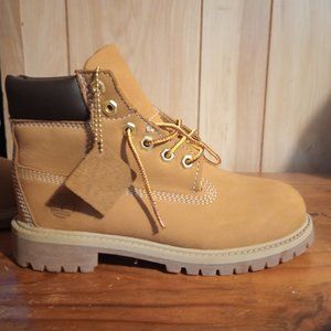 Youth size(1 M) Wheat Timberlands